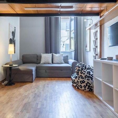 شقة Joivy Splendid Flat In Perfect Centre ميلان المظهر الخارجي الصورة