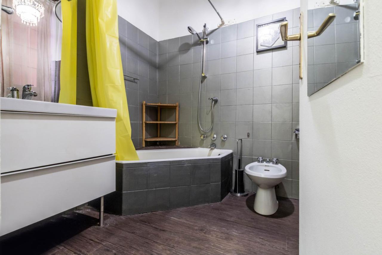 شقة Joivy Splendid Flat In Perfect Centre ميلان المظهر الخارجي الصورة